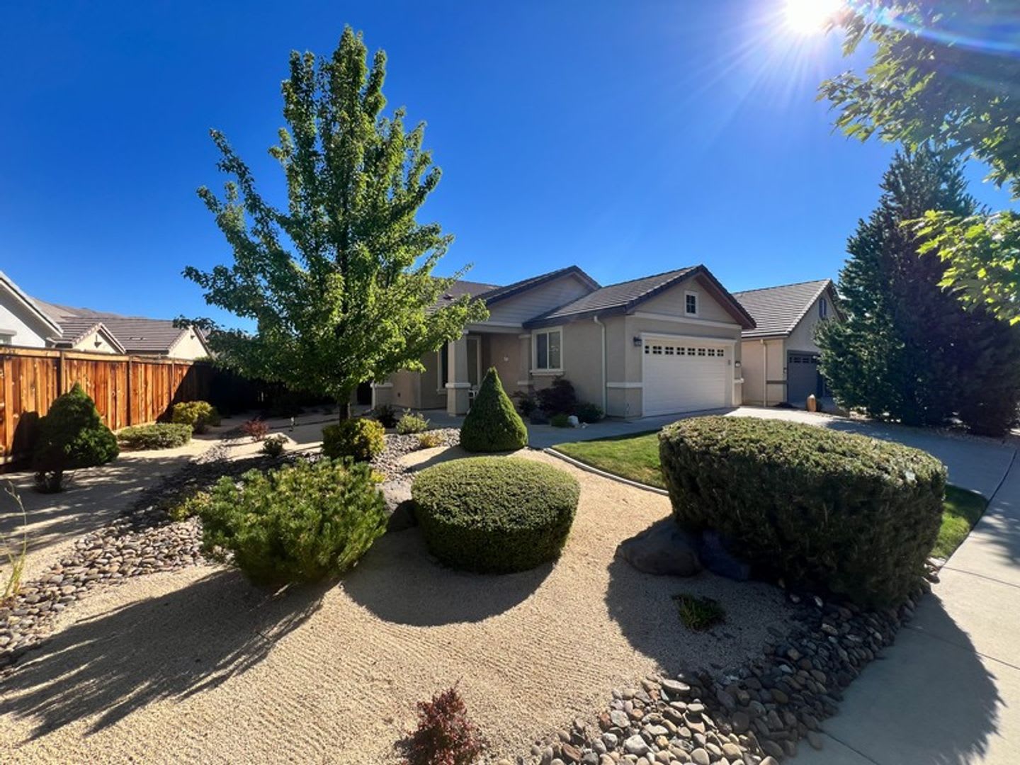 <b>Two Bedroom in 55+ Sierra Canyon Community with Landscaping Provided.<br><br> – photo 1