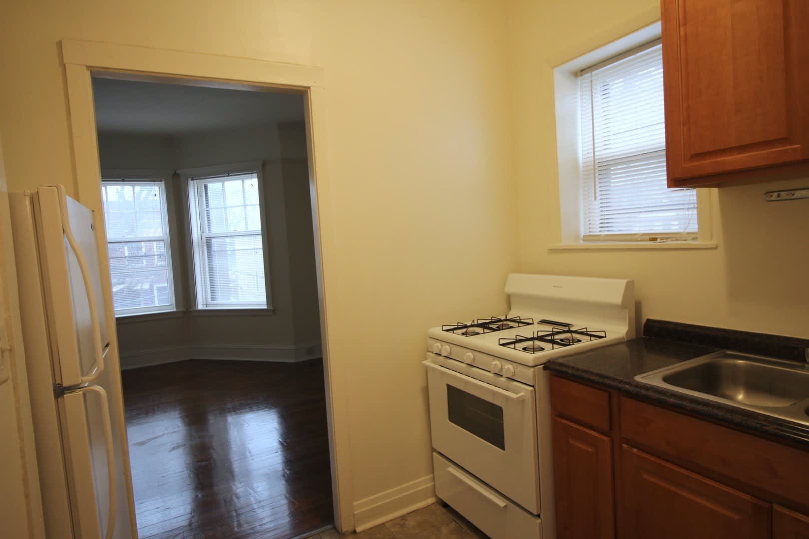 838 Sherman Ave – photo 1 of 8