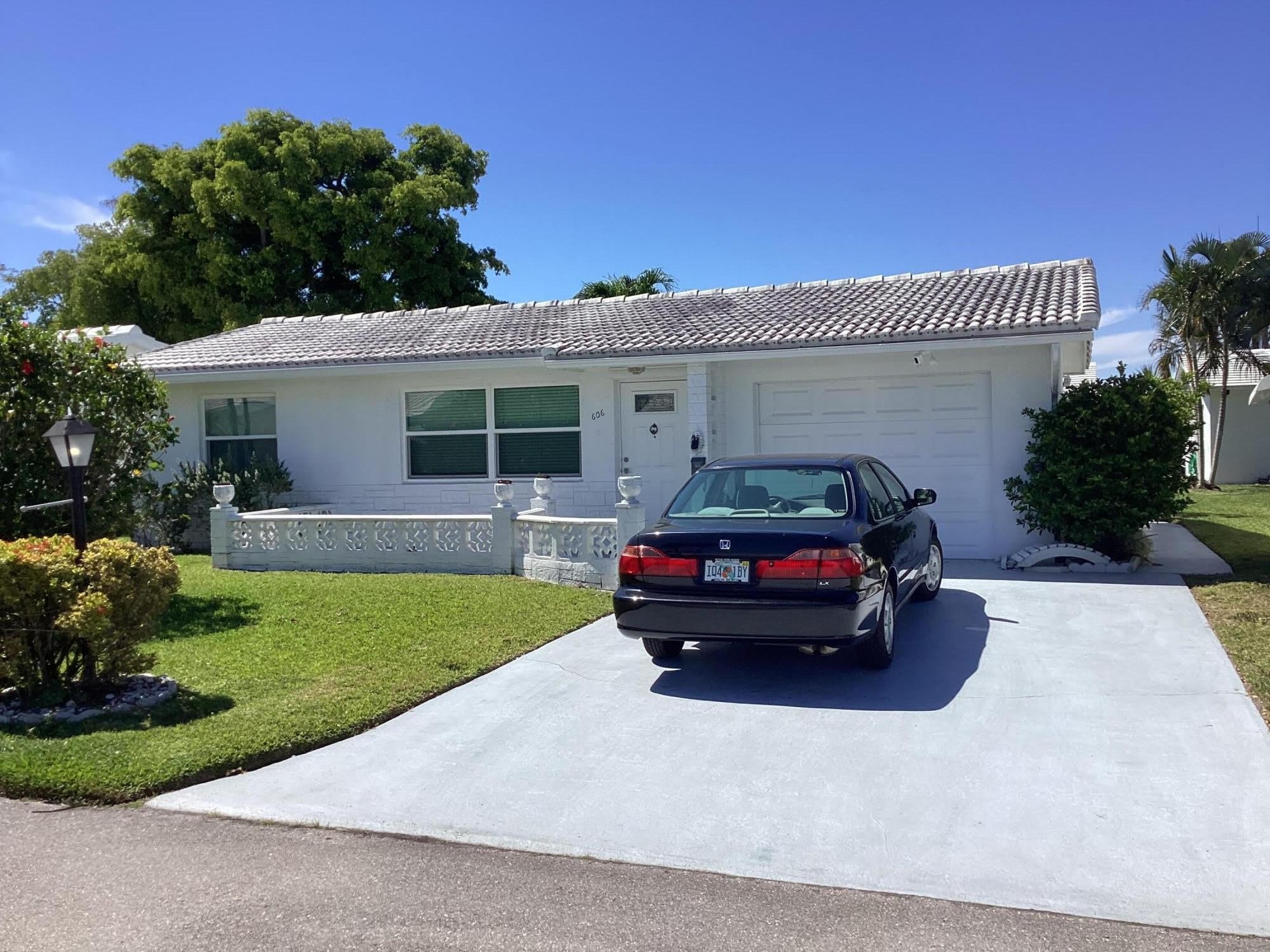 606 SW 15th Street – photo 1
