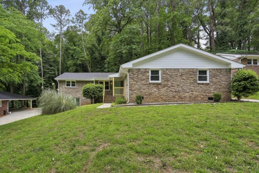 2889 White Oak Drive – photo 1 of 16