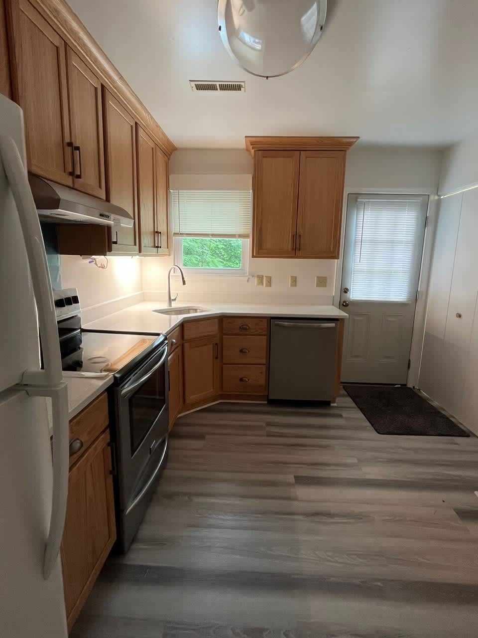 599 Bailey Road – photo 1