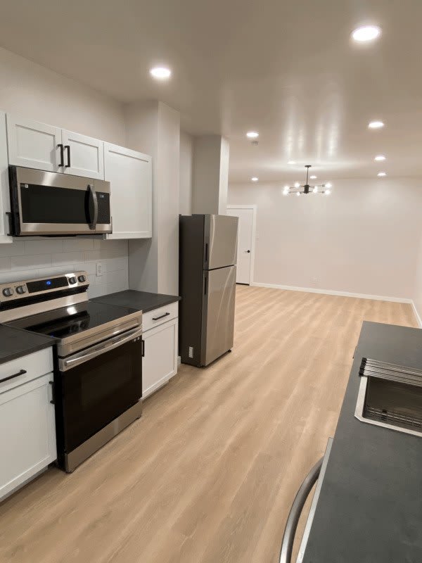 5140 Butler St – photo 1