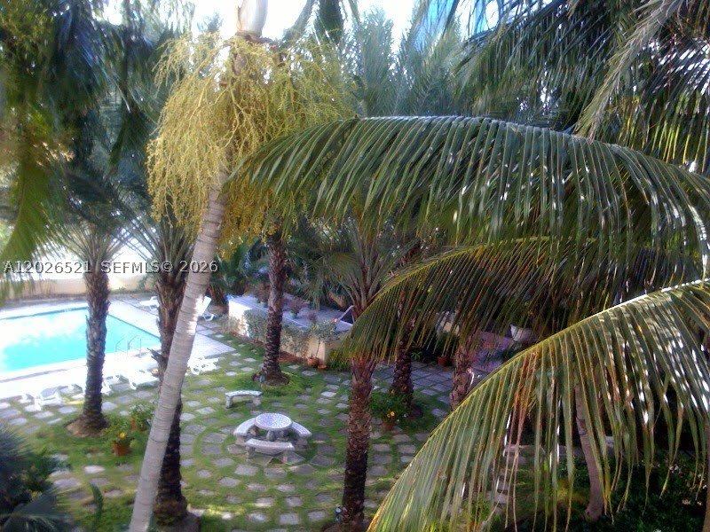 2421 Lake Pancoast Dr – photo 1