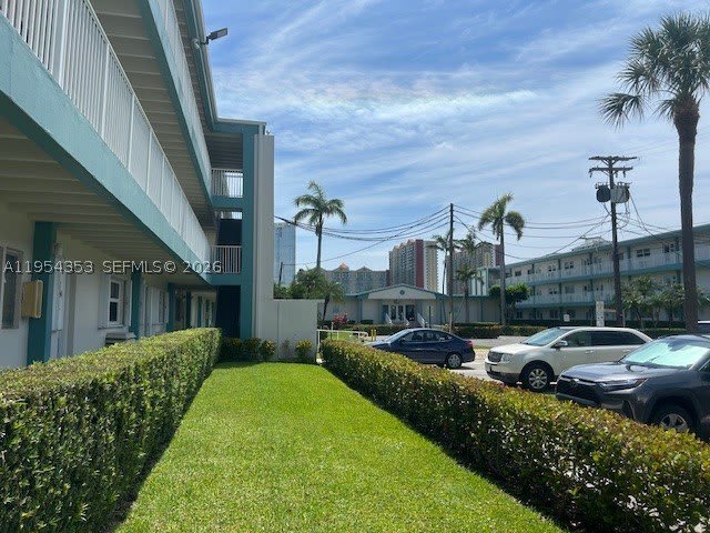 3923 NE 166th St – photo 1