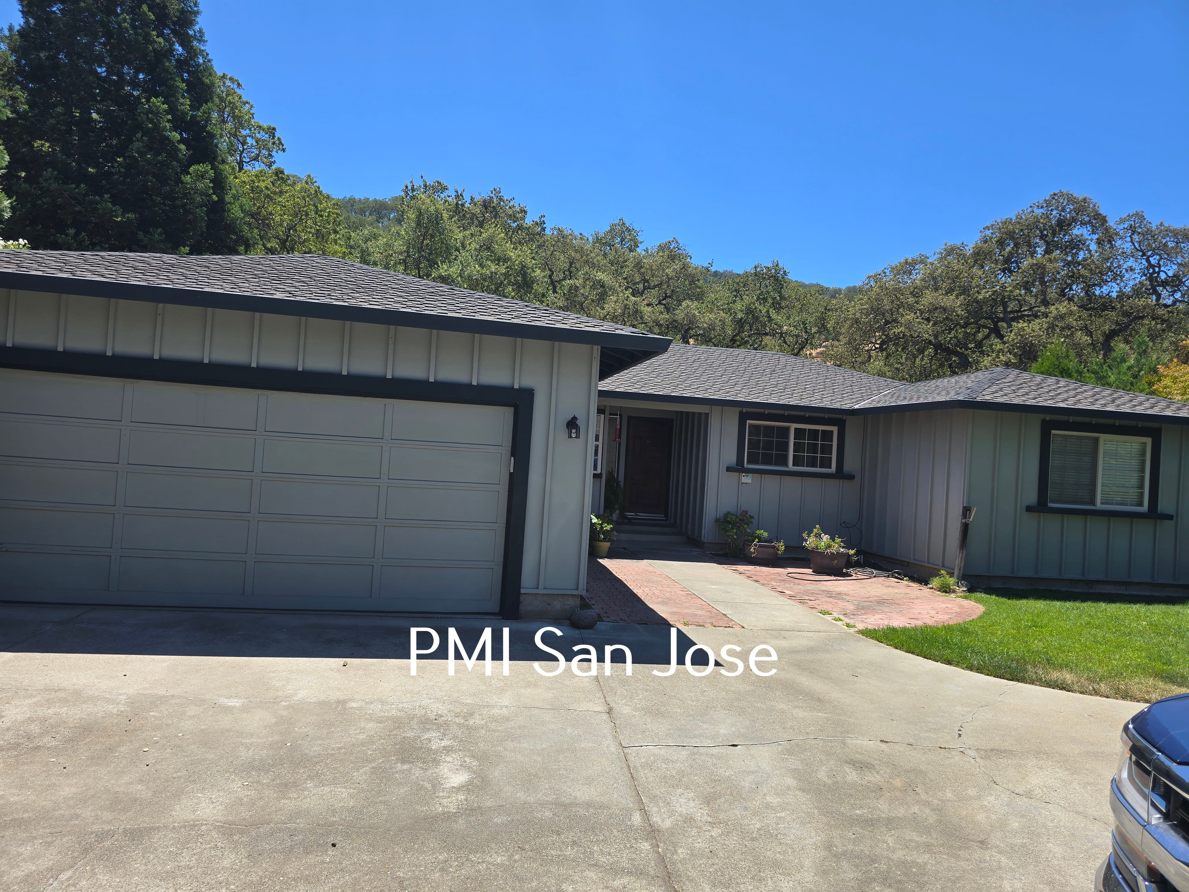 900 Susan Ct – photo 1 of 36