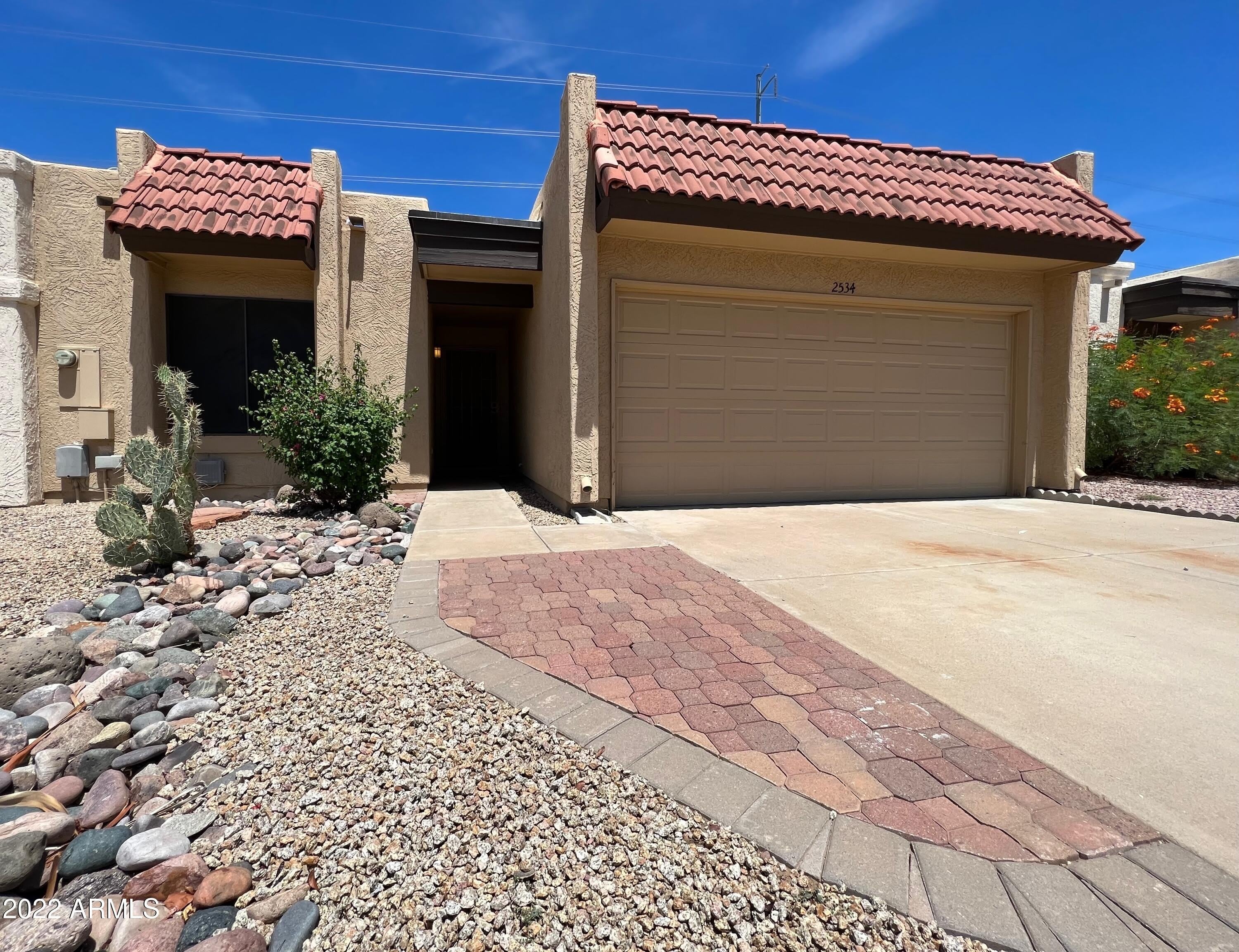 2534 E Villa Theresa Drive – photo 1