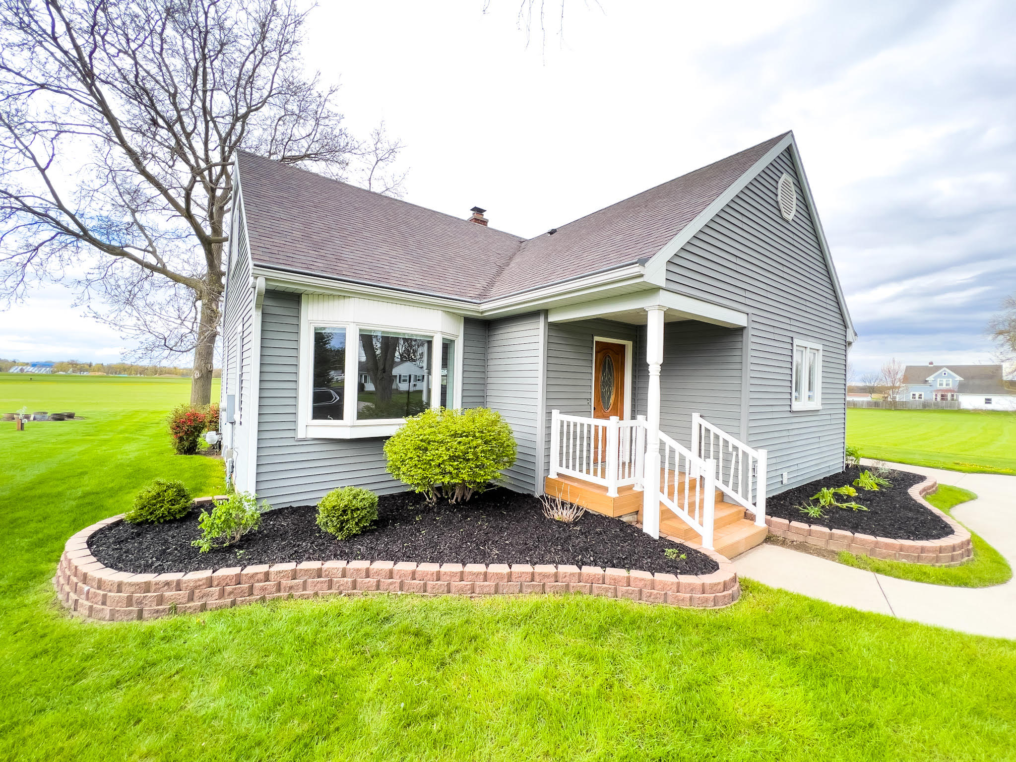 370 East Jefferson Street – photo 1 of 22