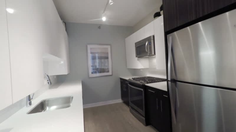 207 N Garland Ct – photo 1