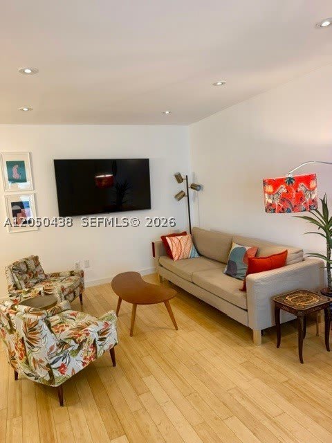 1242 Alton Rd – photo 1
