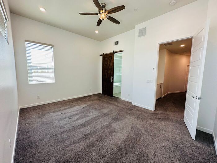 204 Valiente Street – photo 1
