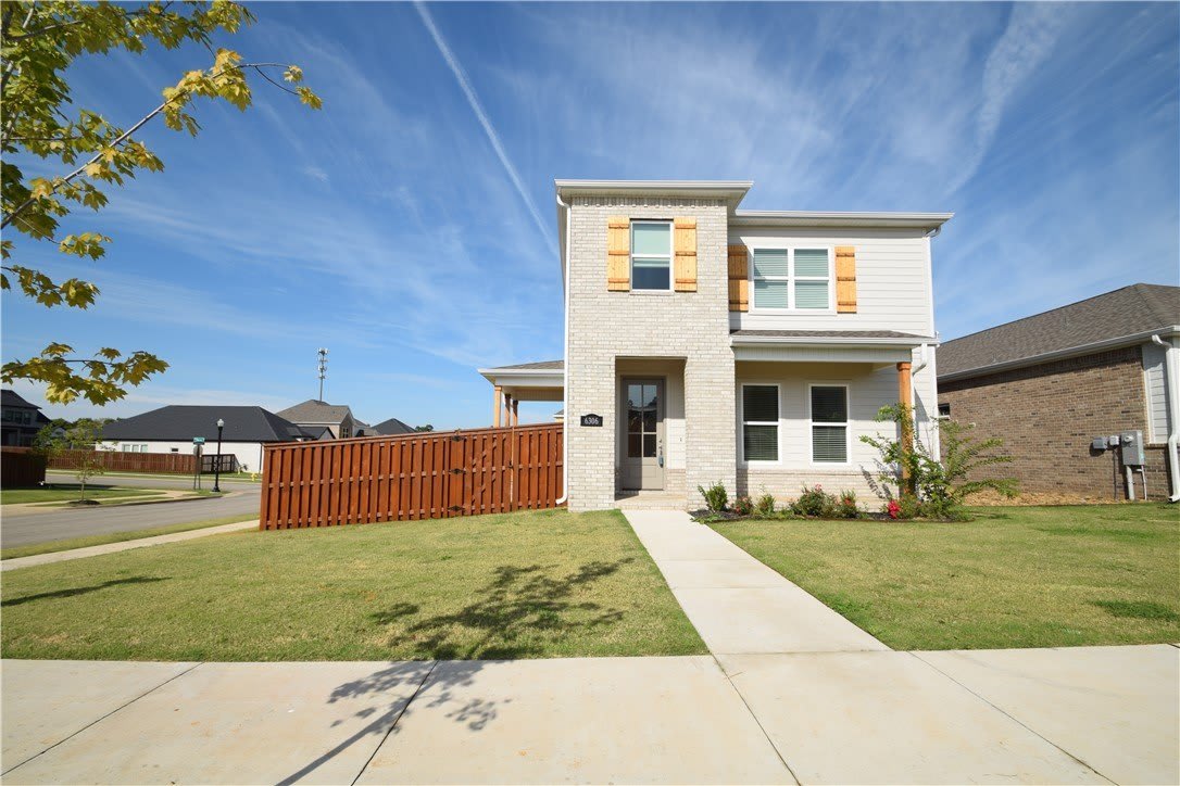 6306 SW Luna Lane – photo 1 of 32
