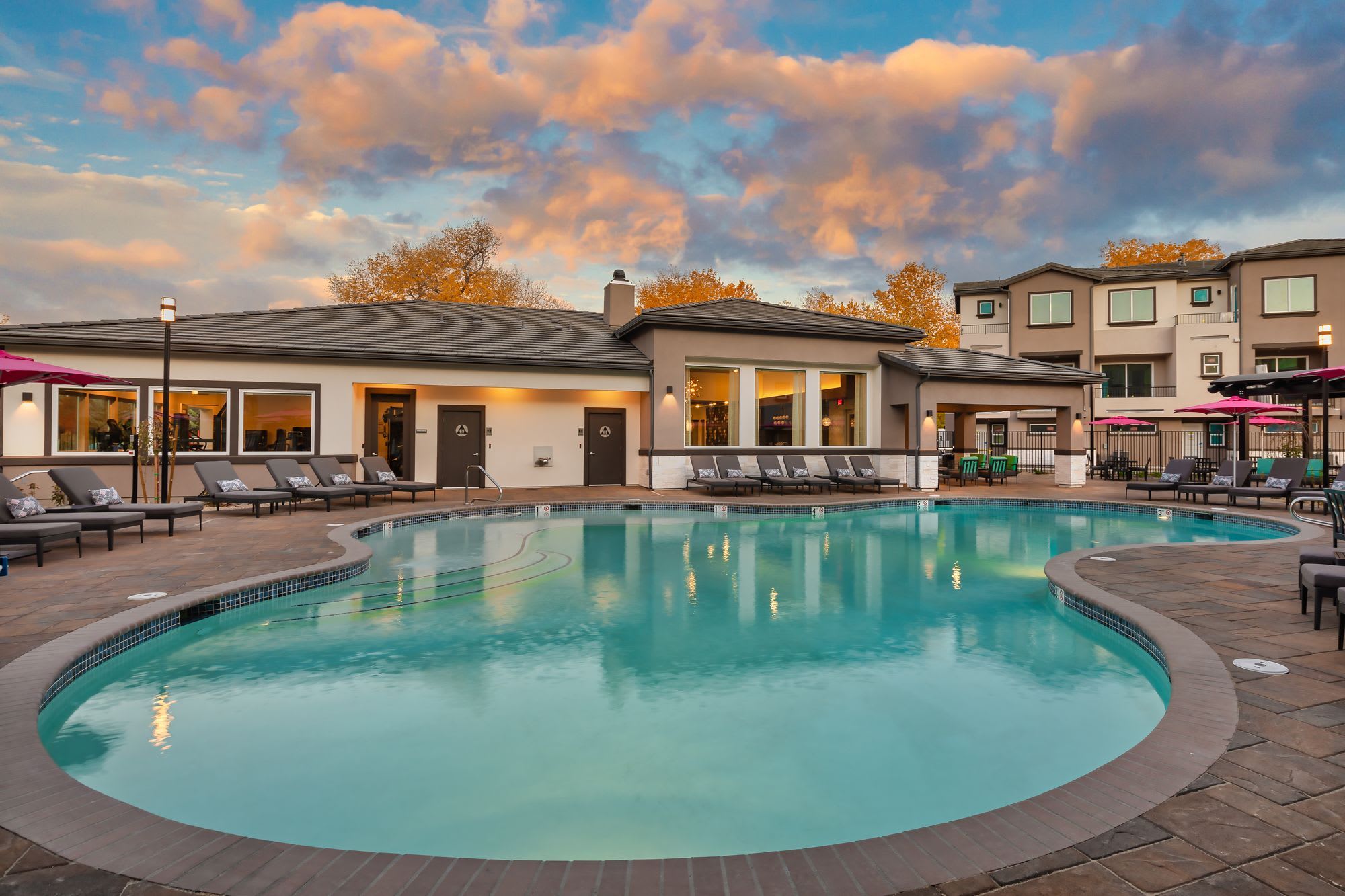 Esprit Townhome Apartments – photo 1 of 185