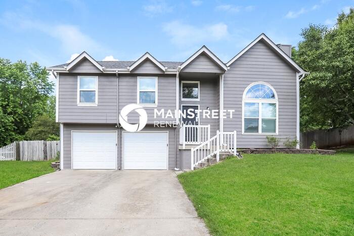 8804 Golden Lane – photo 1 of 17