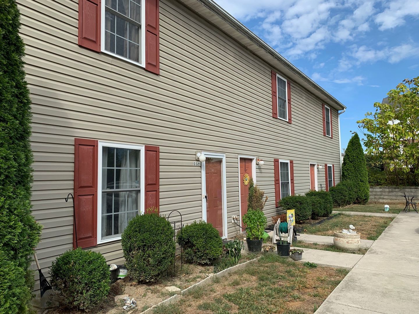 2 Bedroom 2 Bath Townhouse – photo 1