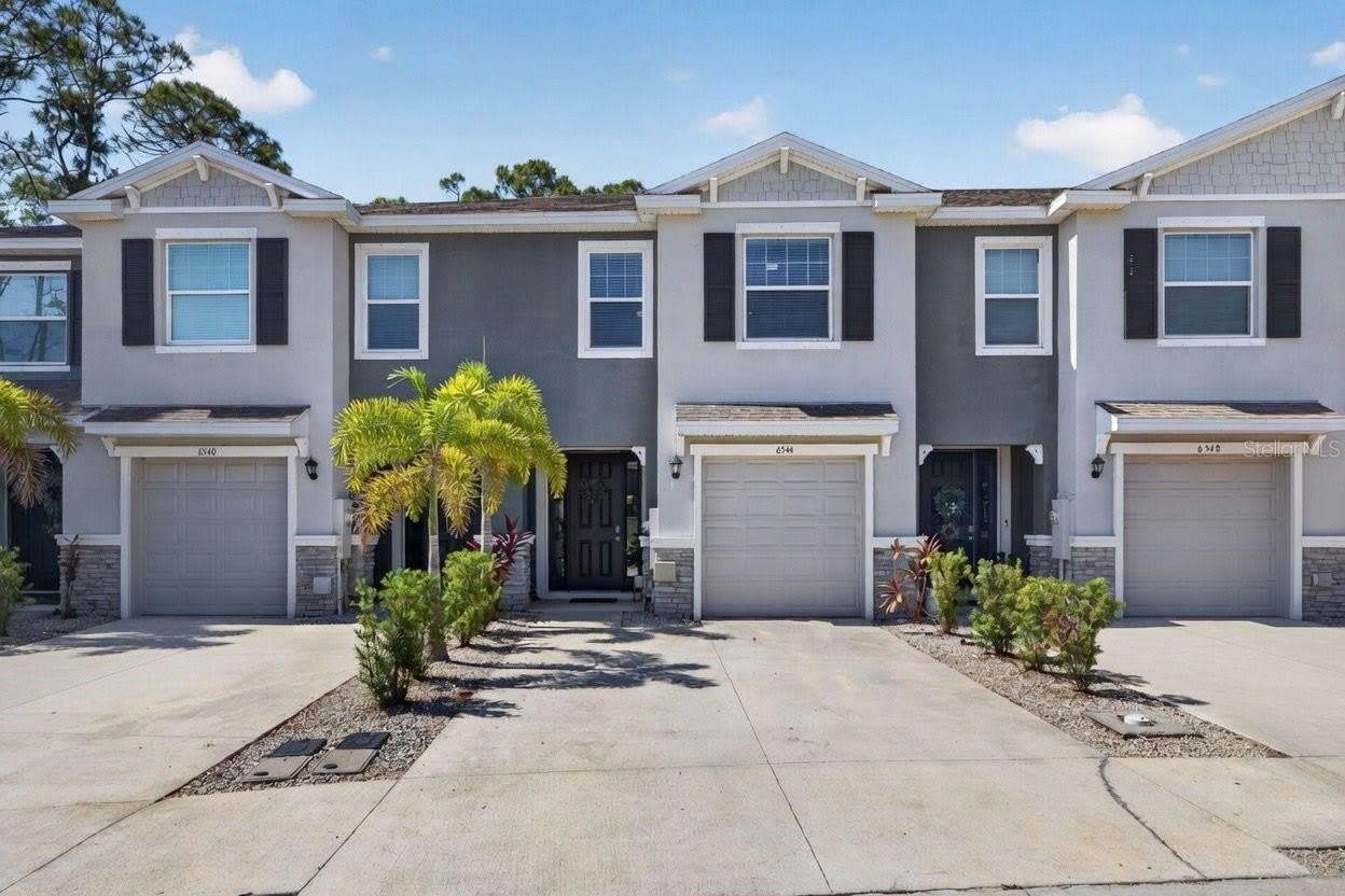 6544 CALYPSO CORAL Lane – photo 1 of 38