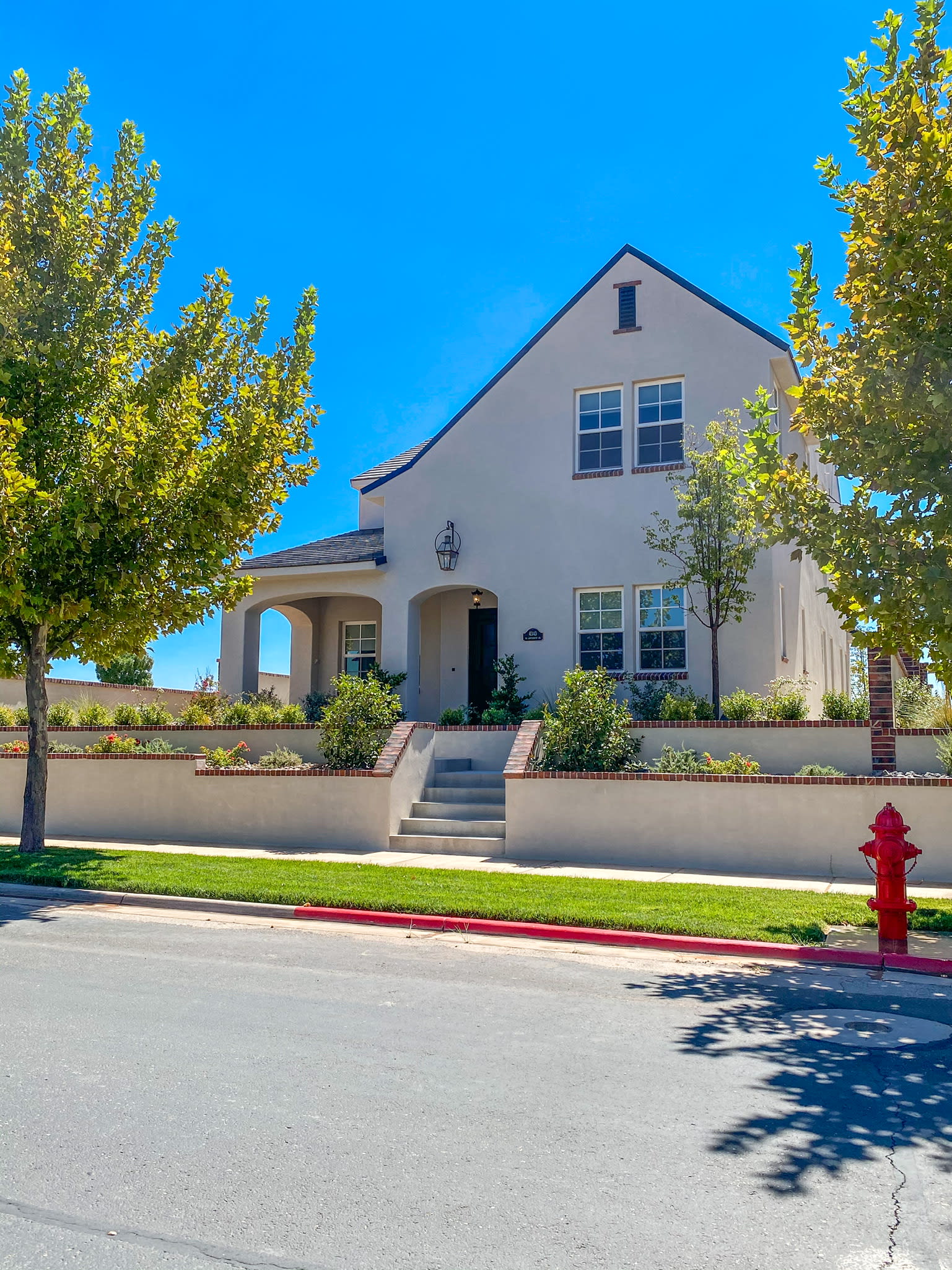 4343 Canterbury Road – photo 1