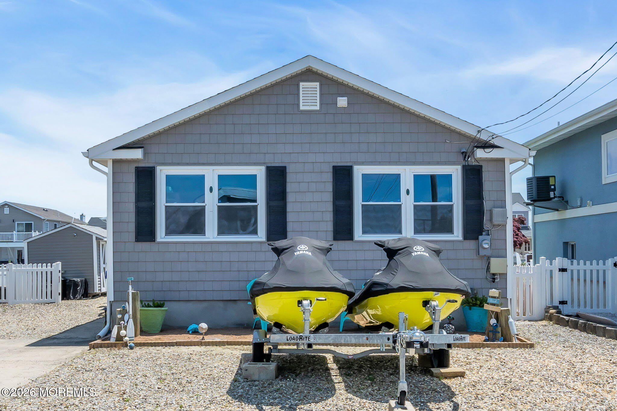 53 E Coral Drive – photo 1 of 20