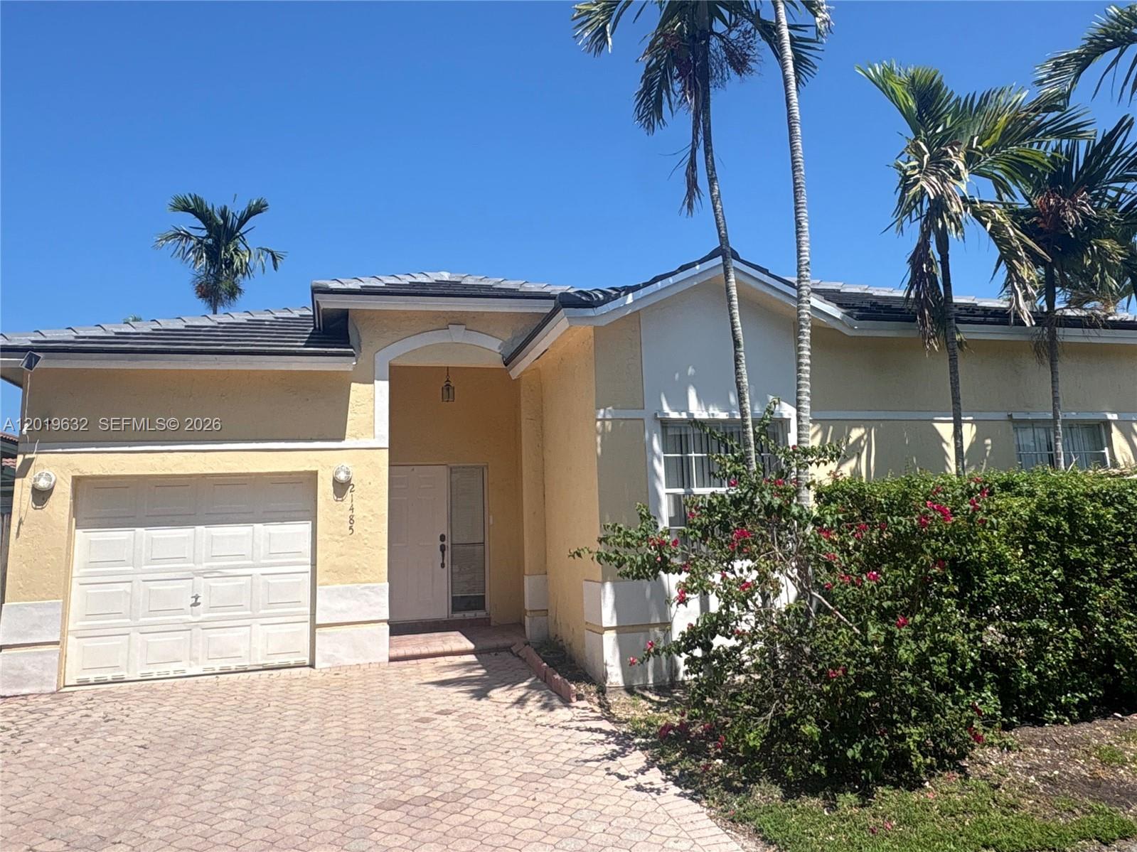 21485 Southwest 90th Place – photo 1