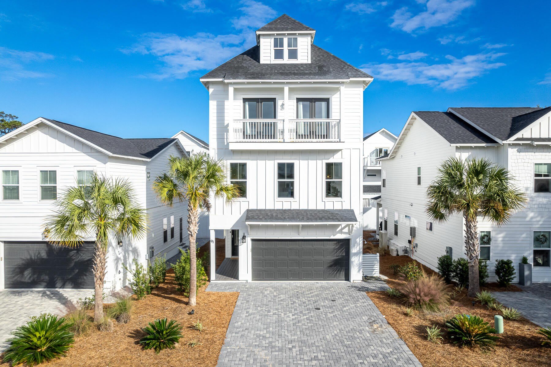 91 Beach View Drive – photo 1 of 302