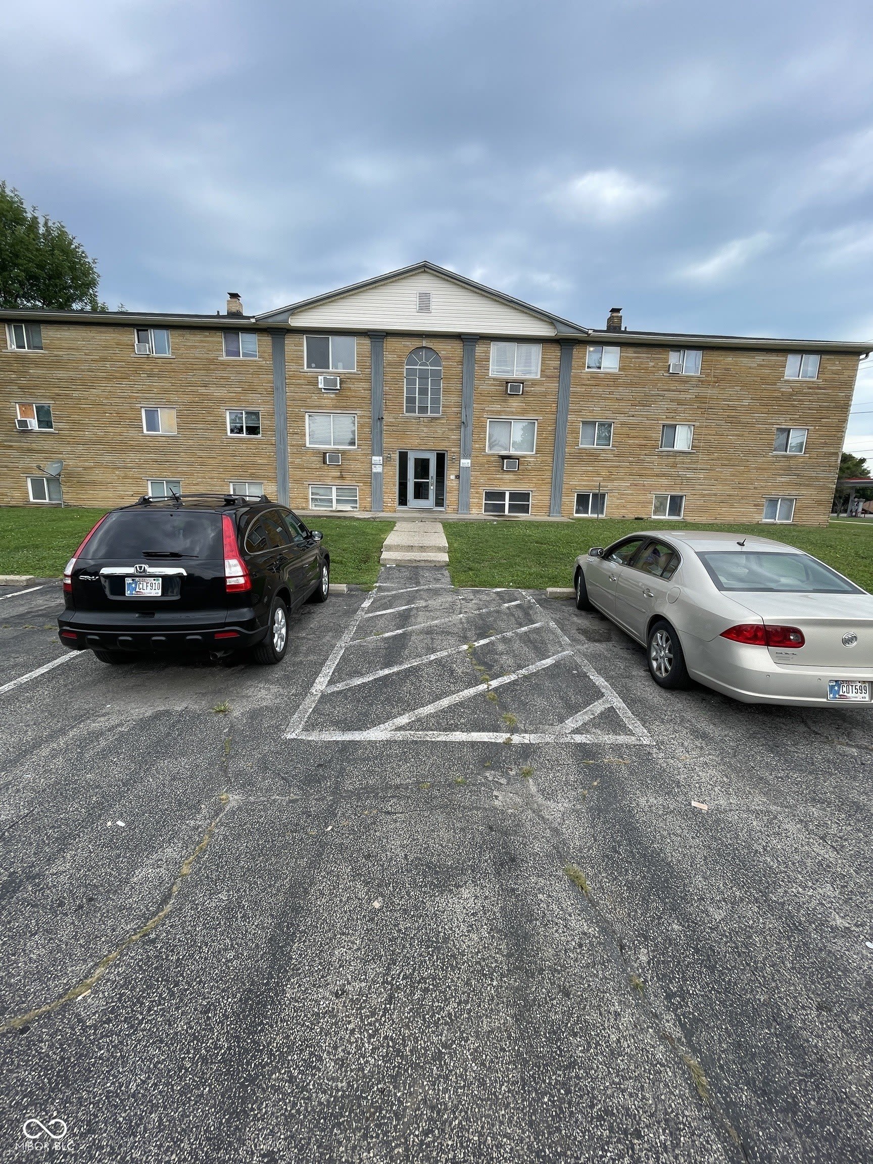 7944 E 49th Street – photo 1 of 14