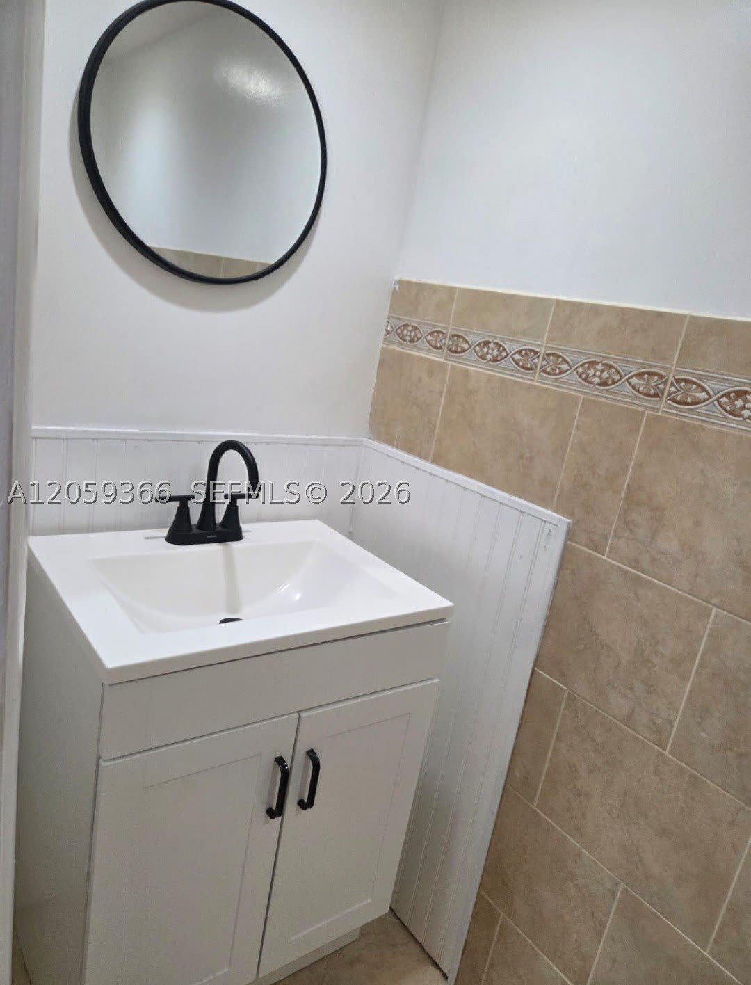3750 Inverrary Dr – photo 1