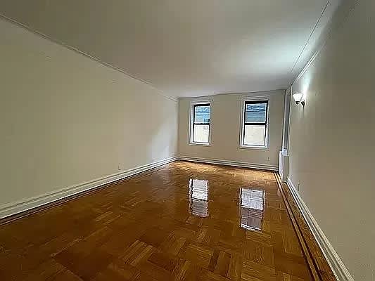 1200 Woodycrest Ave Apt 2G – photo 1