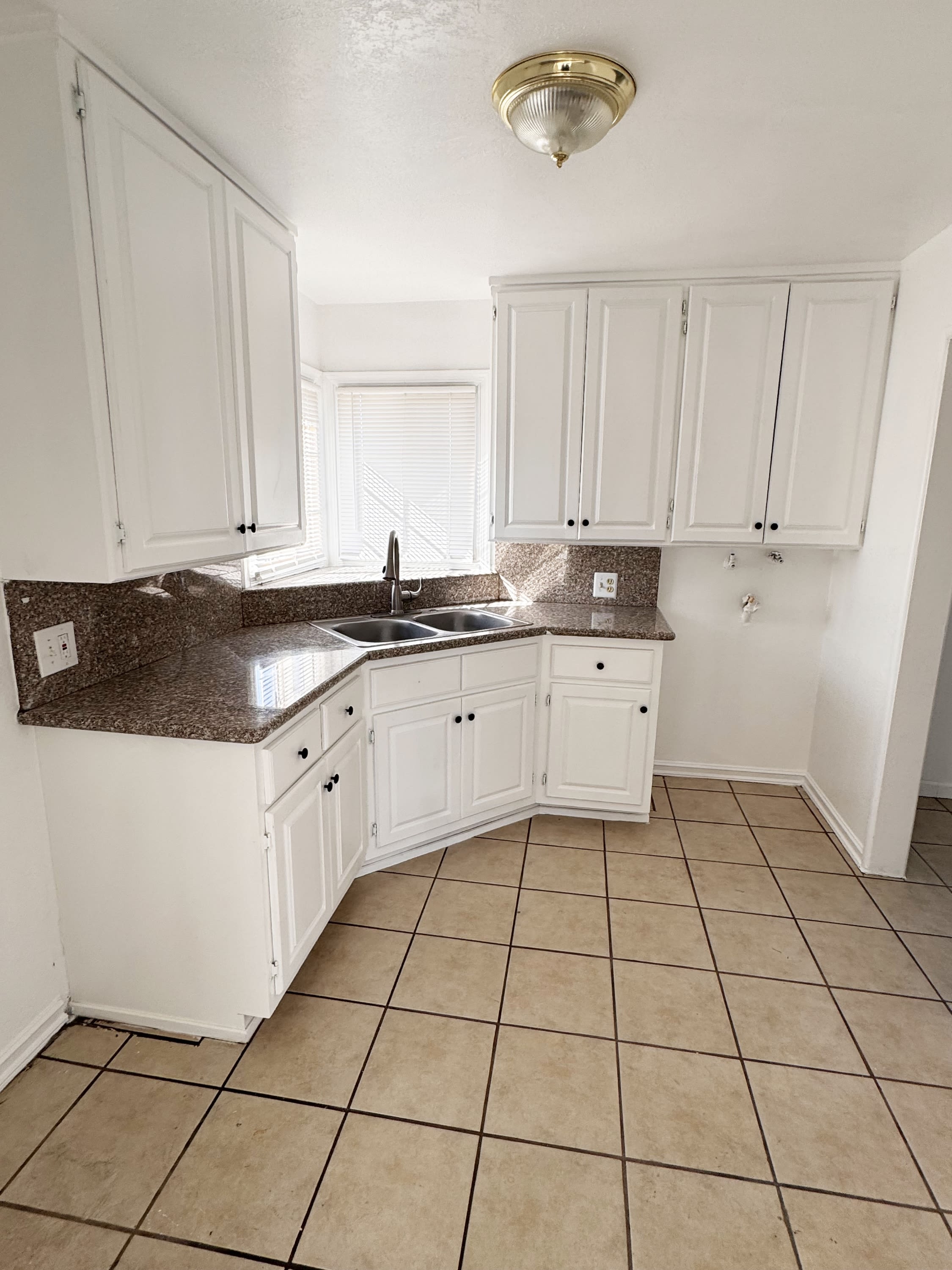 6323 Flora AveUnit D – photo 1 of 9