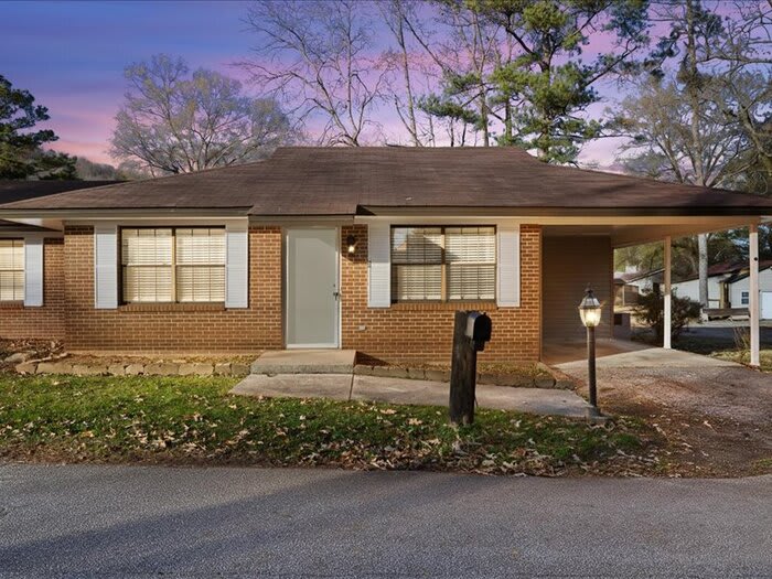 801 4Th Avenue East – photo 1 of 26