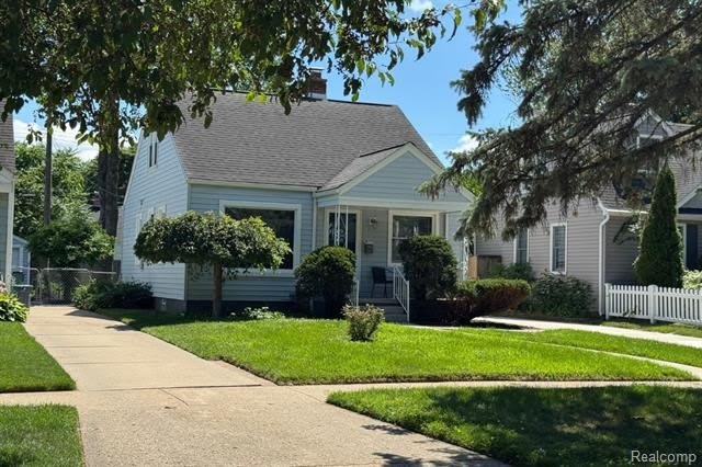 128 Girard Avenue – photo 1 of 31