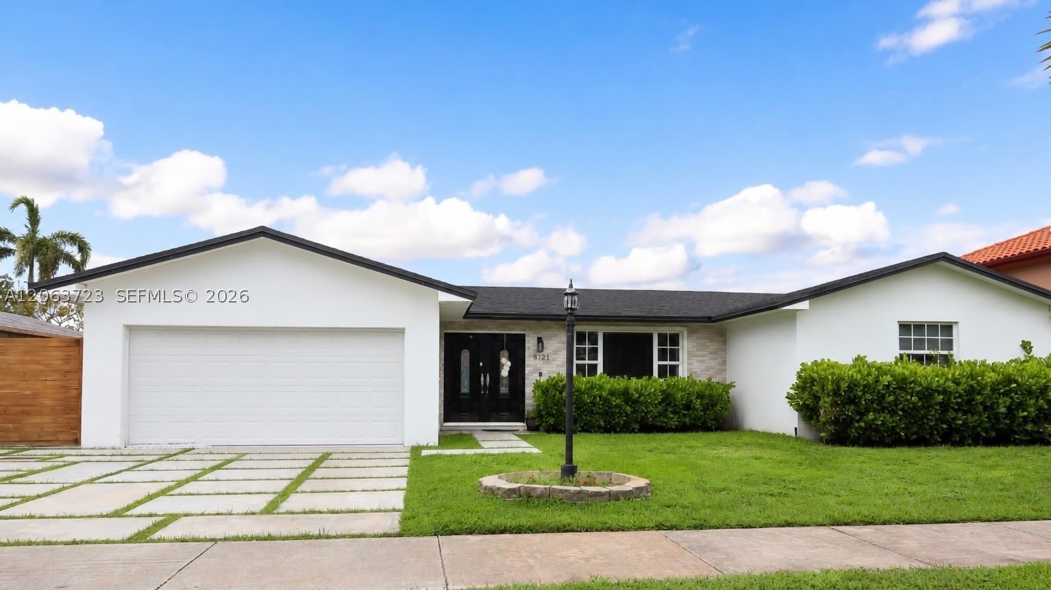 8121 SW 204th St – photo 1