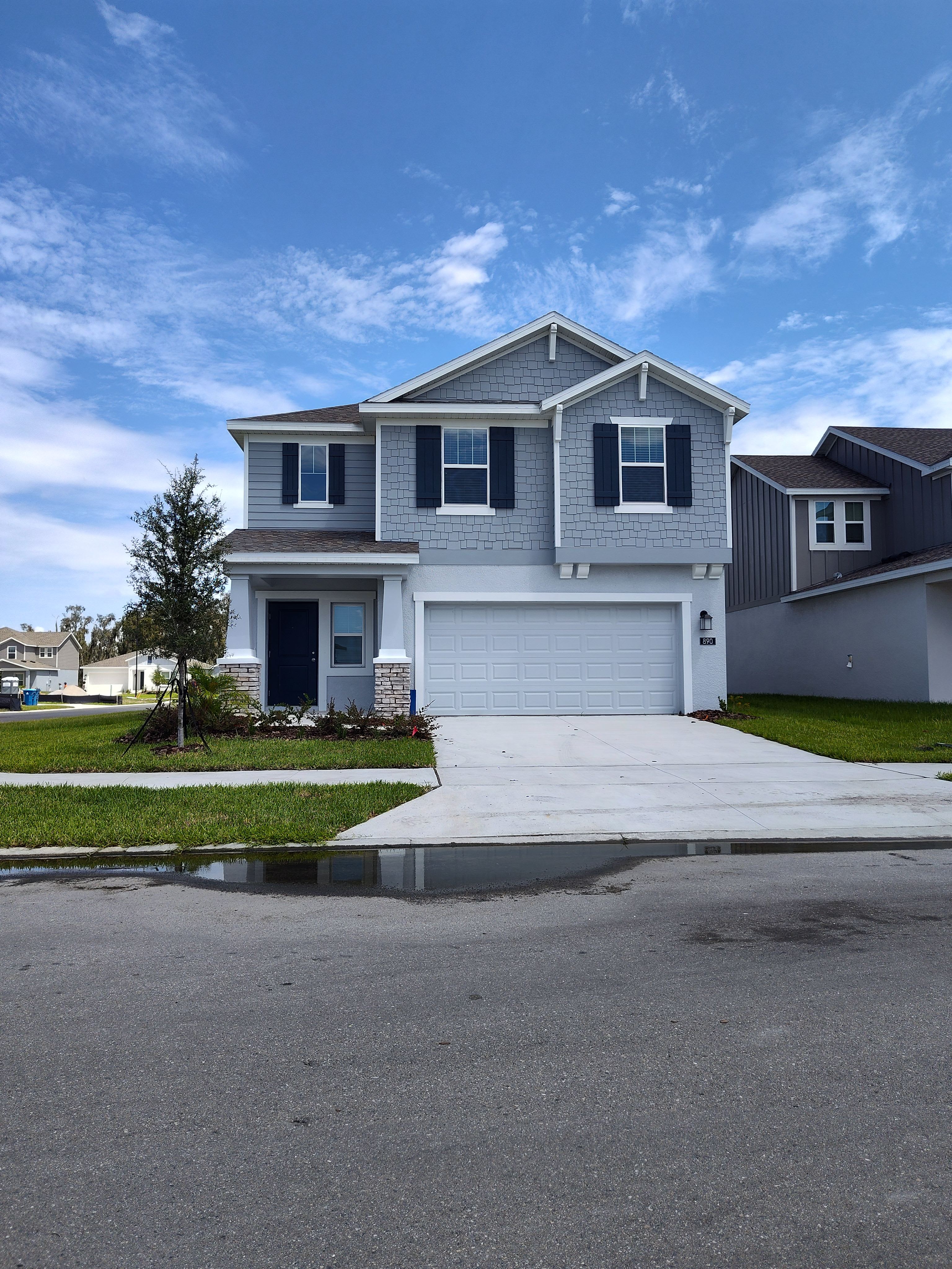 890 Timberland Dr – photo 1 of 18