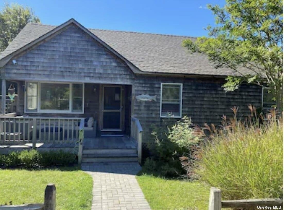 27 Crescent Avenue – photo 1 of 20