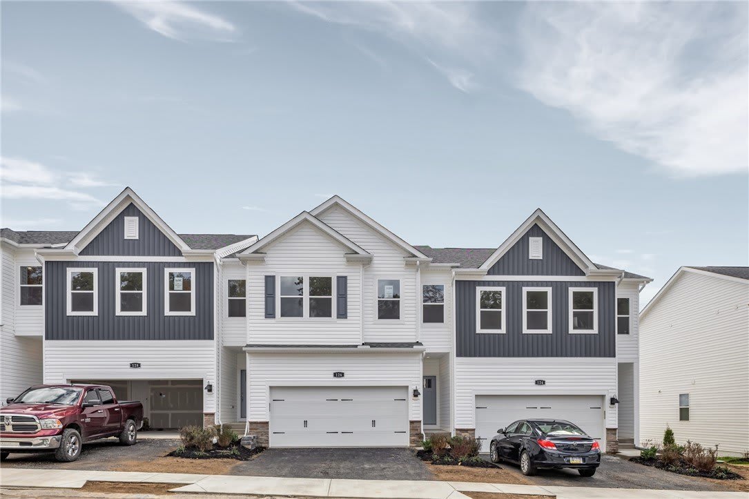 126 Scotland Ln – photo 1 of 171
