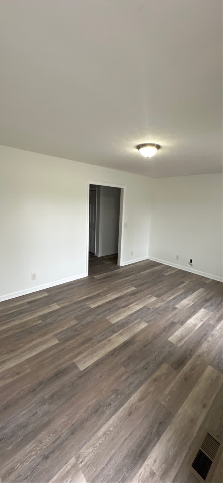 200 Glendale Avenue – photo 1