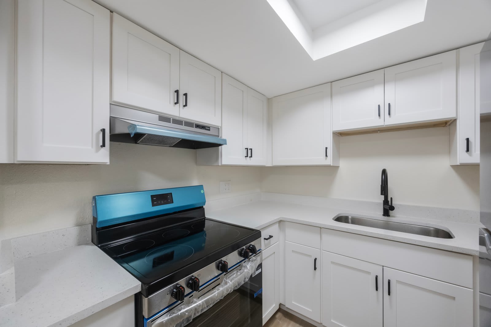 2753 53rd Avenue North – photo 1 of 10
