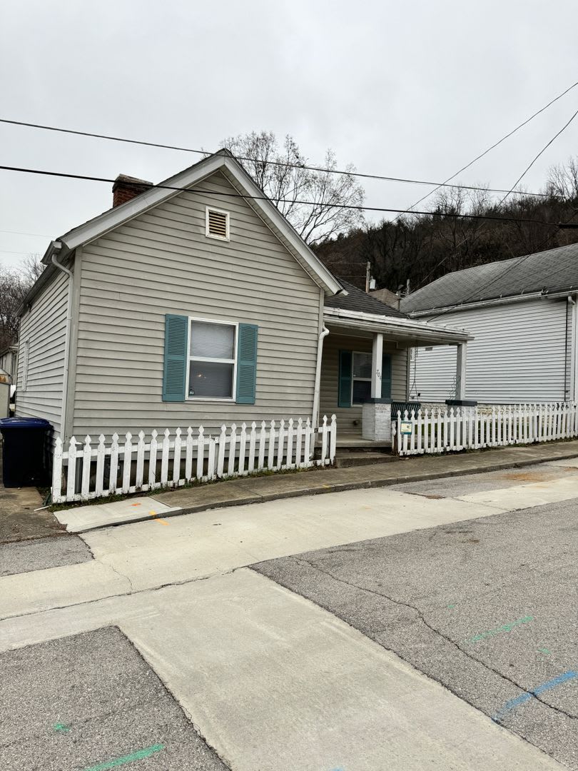Quaint One Bedroom in Frankfort – photo 1 of 14