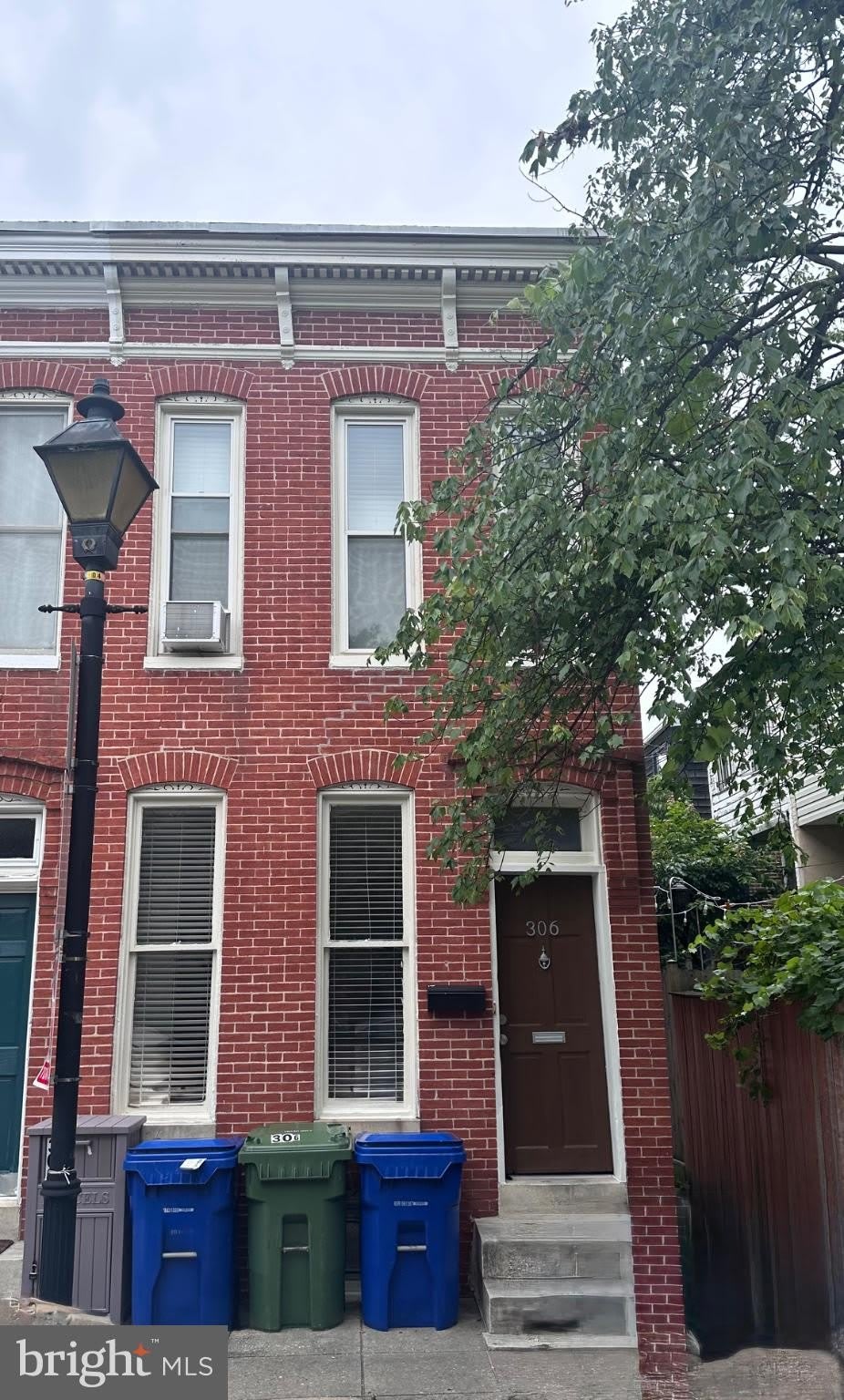 306 PENN Street – photo 1