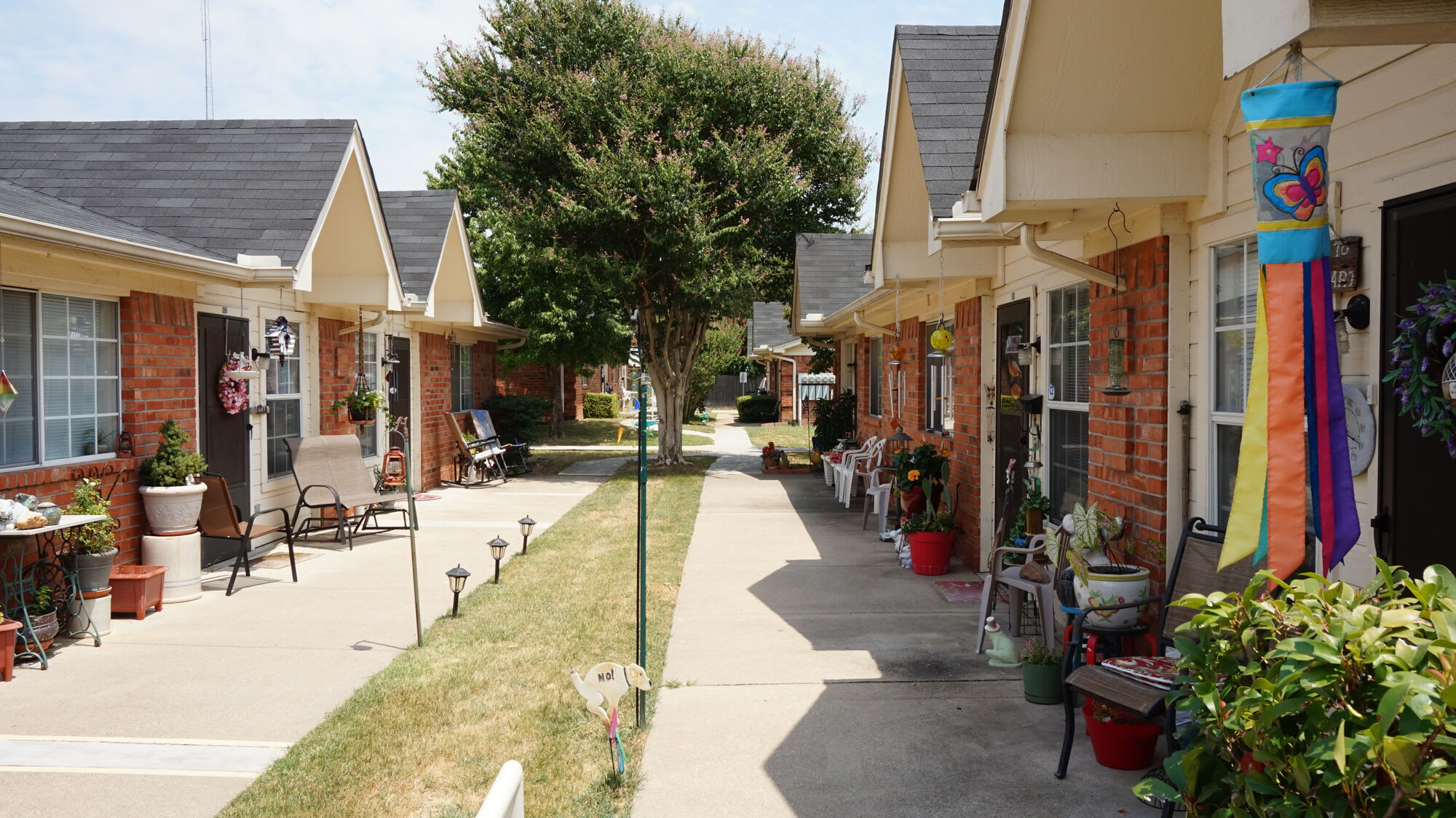 North Hills Place – photo 1