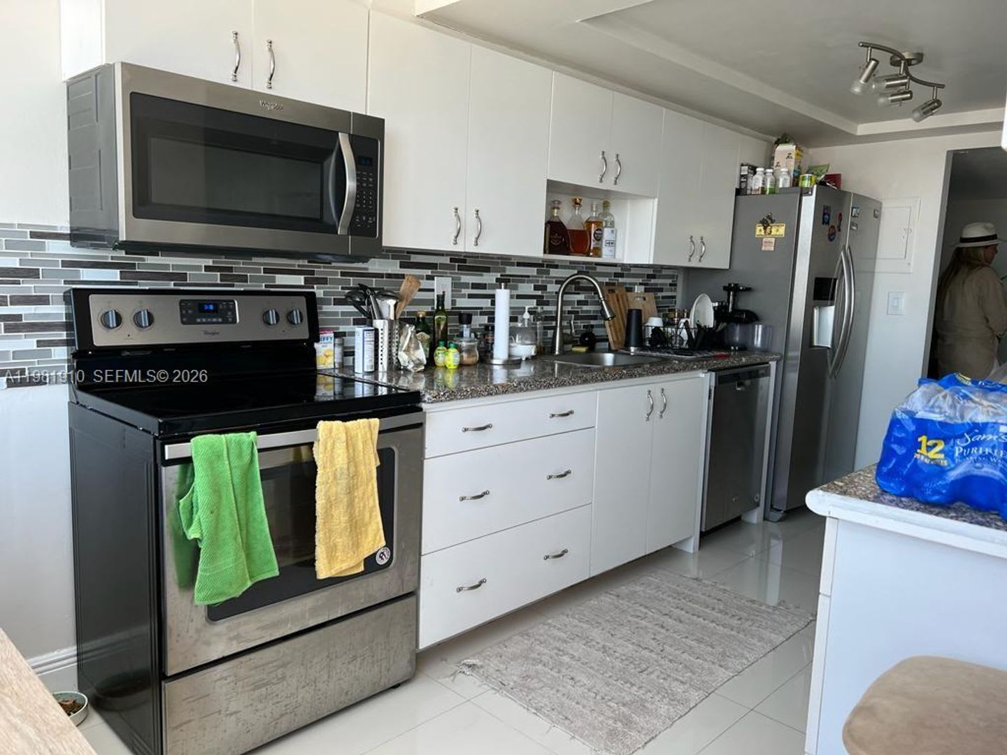 18061 Biscayne Boulevard 1404, Aventura, FL 33160 – photo 1