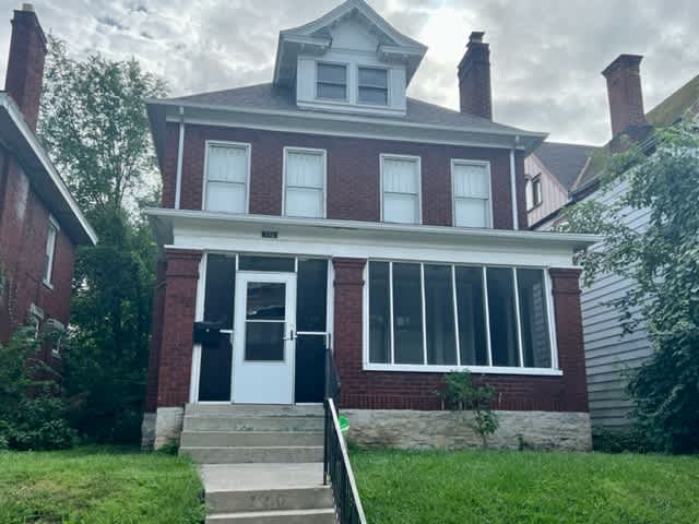 770 Linwood Ave – photo 1