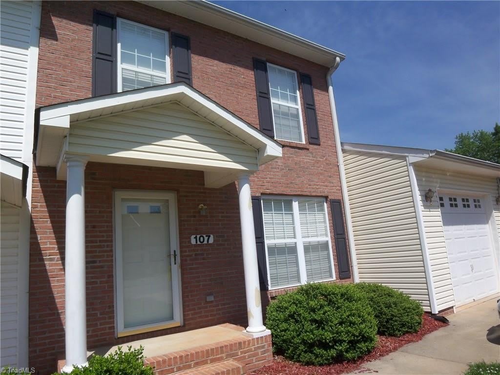 107 Nelson Street – photo 1 of 12