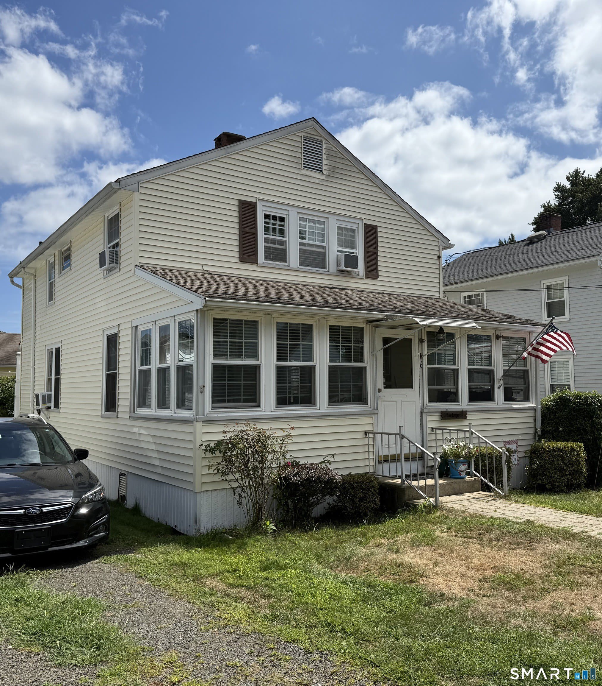 16 Springfield Road – photo 1