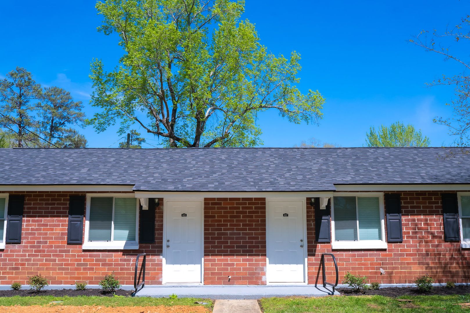 Park Homes Apartment Community – photo 1