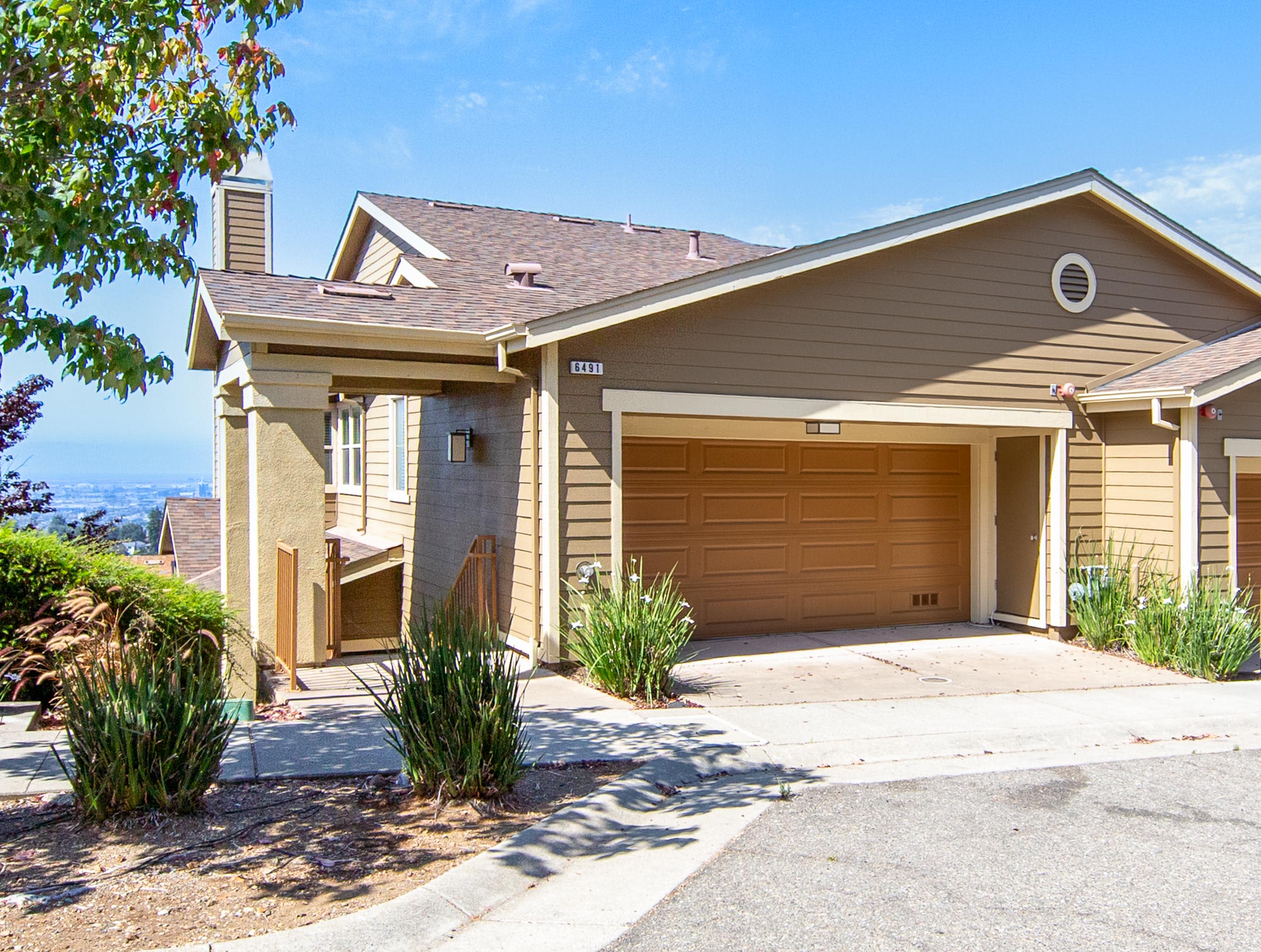 6491 Bayview Dr 1 – photo 1