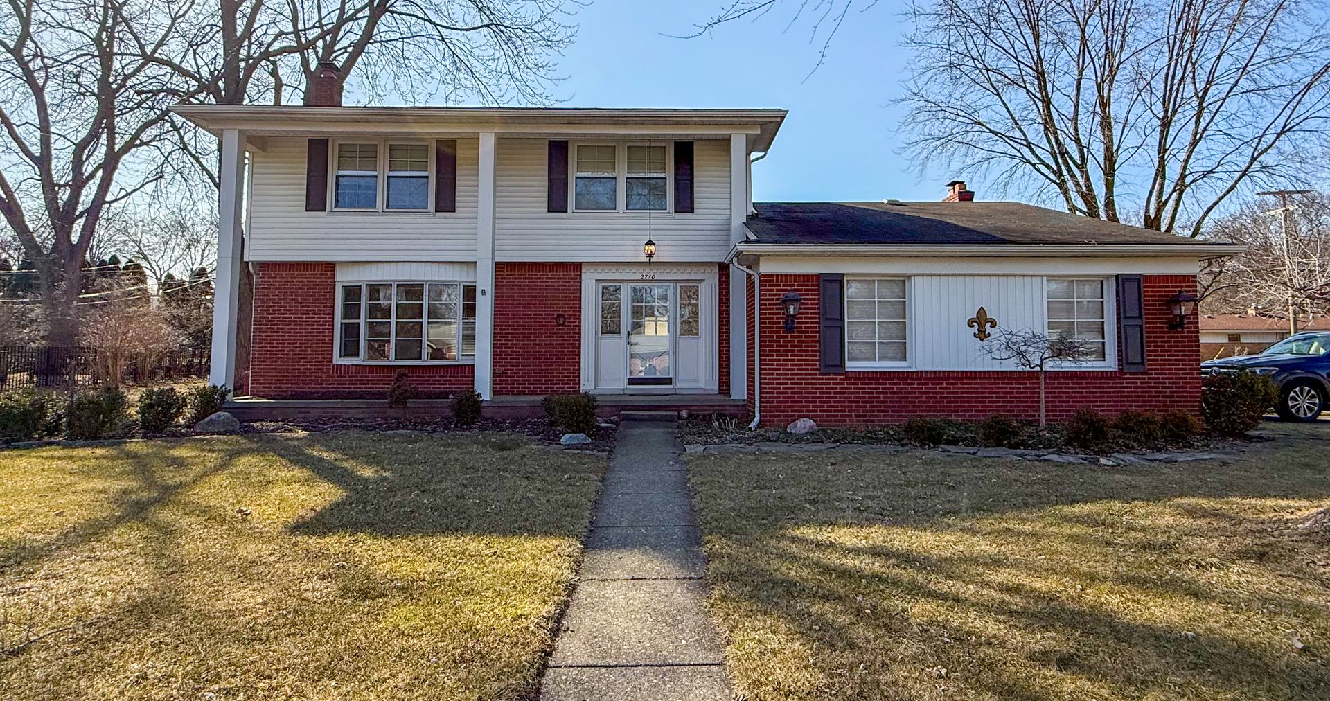 Spacious Home – photo 1