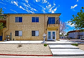 Rosamond Garden Apartments – photo 1 of 15