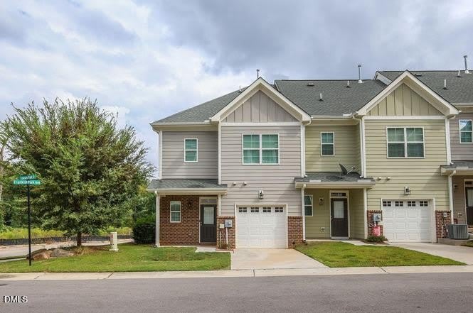 803 Townes Park Street – photo 1 of 297