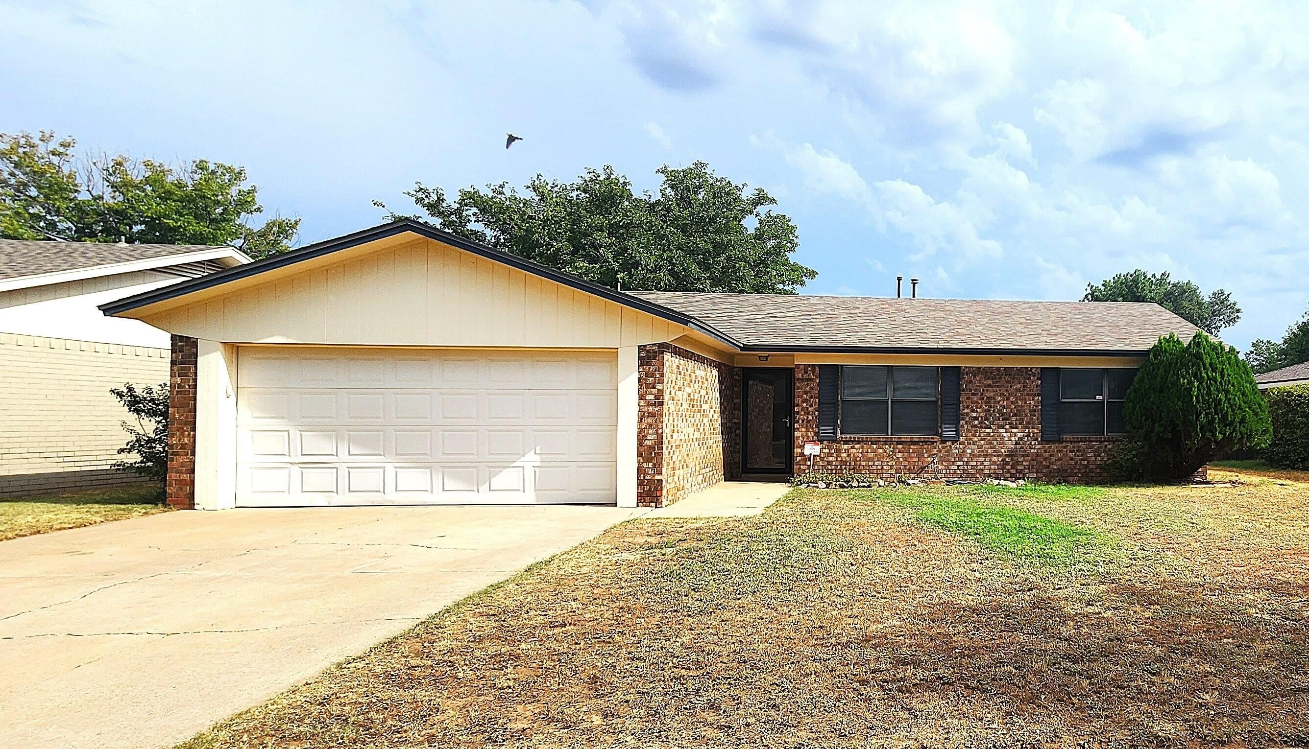 5704 93rd Street – photo 1