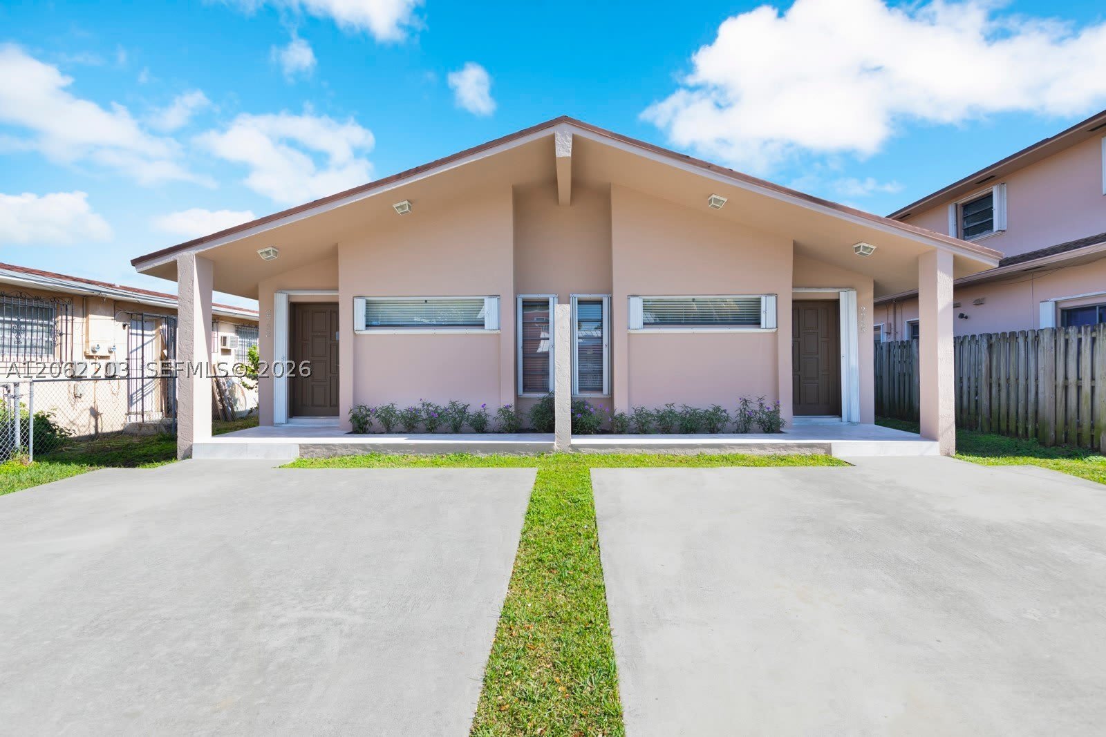 2733 Sw 31St Pl – photo 1