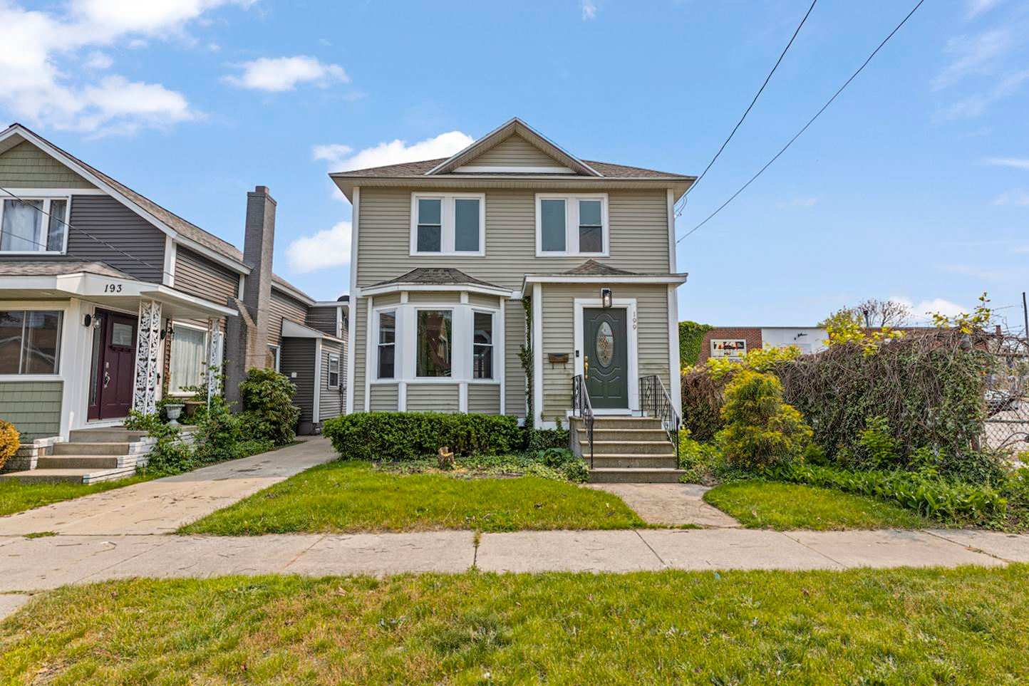 199 Houston Avenue – photo 1